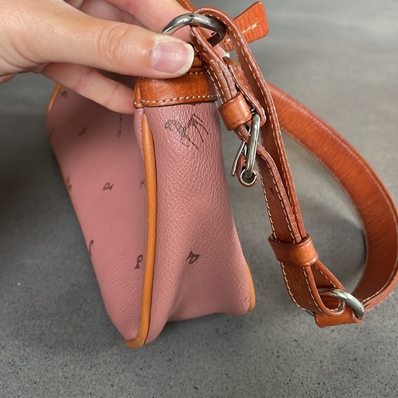 Petusco genuine leather made in Spain horse baguette bag - Picture 4 of 9